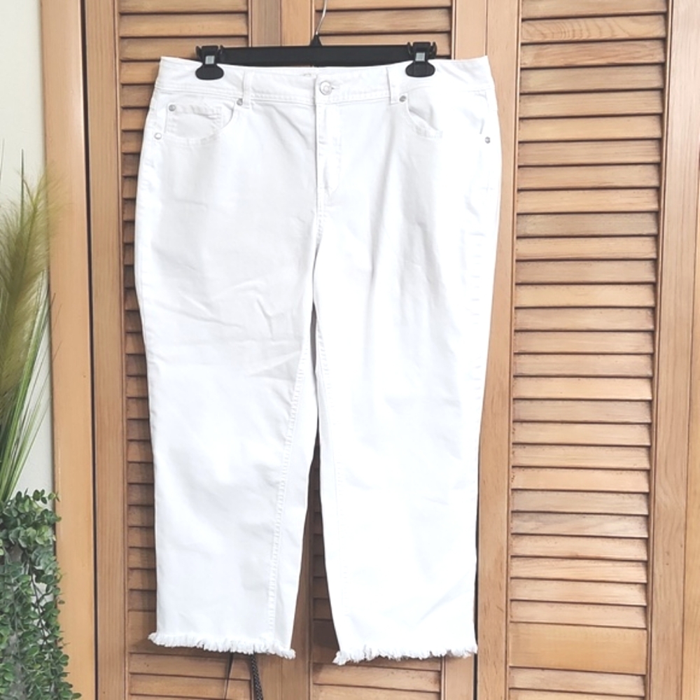 Cato Fray Hem Cropped Jeans